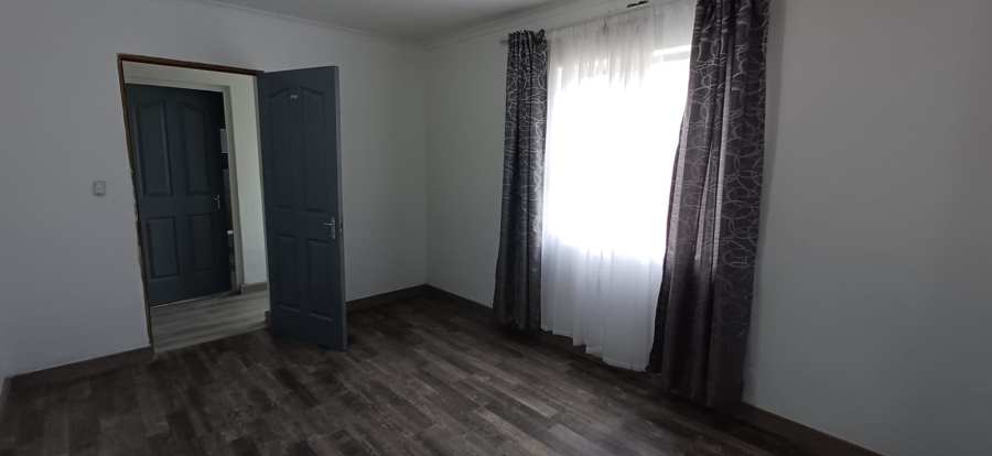 2 Bedroom Property for Sale in Loch Athlone Free State